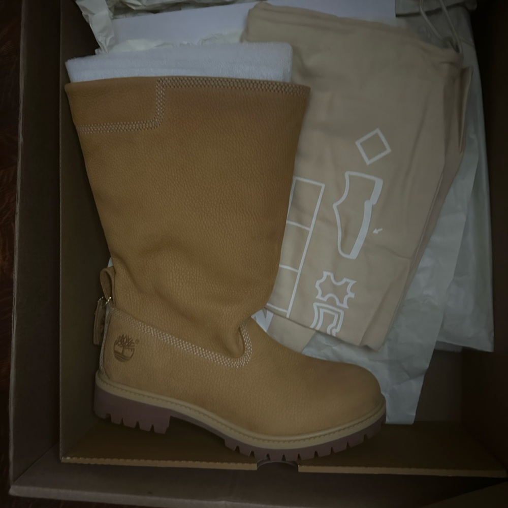 Telfar x Timberland Mid Pull Boots size 8 women’s